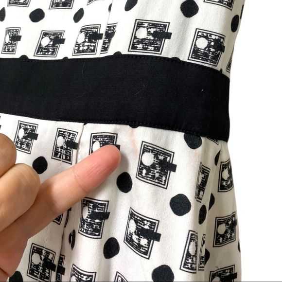 CAROLINA HERRERA NEW YORK Fit Flare Sleeveless Black White Print Midi Dress 4 - Picture 13 of 16